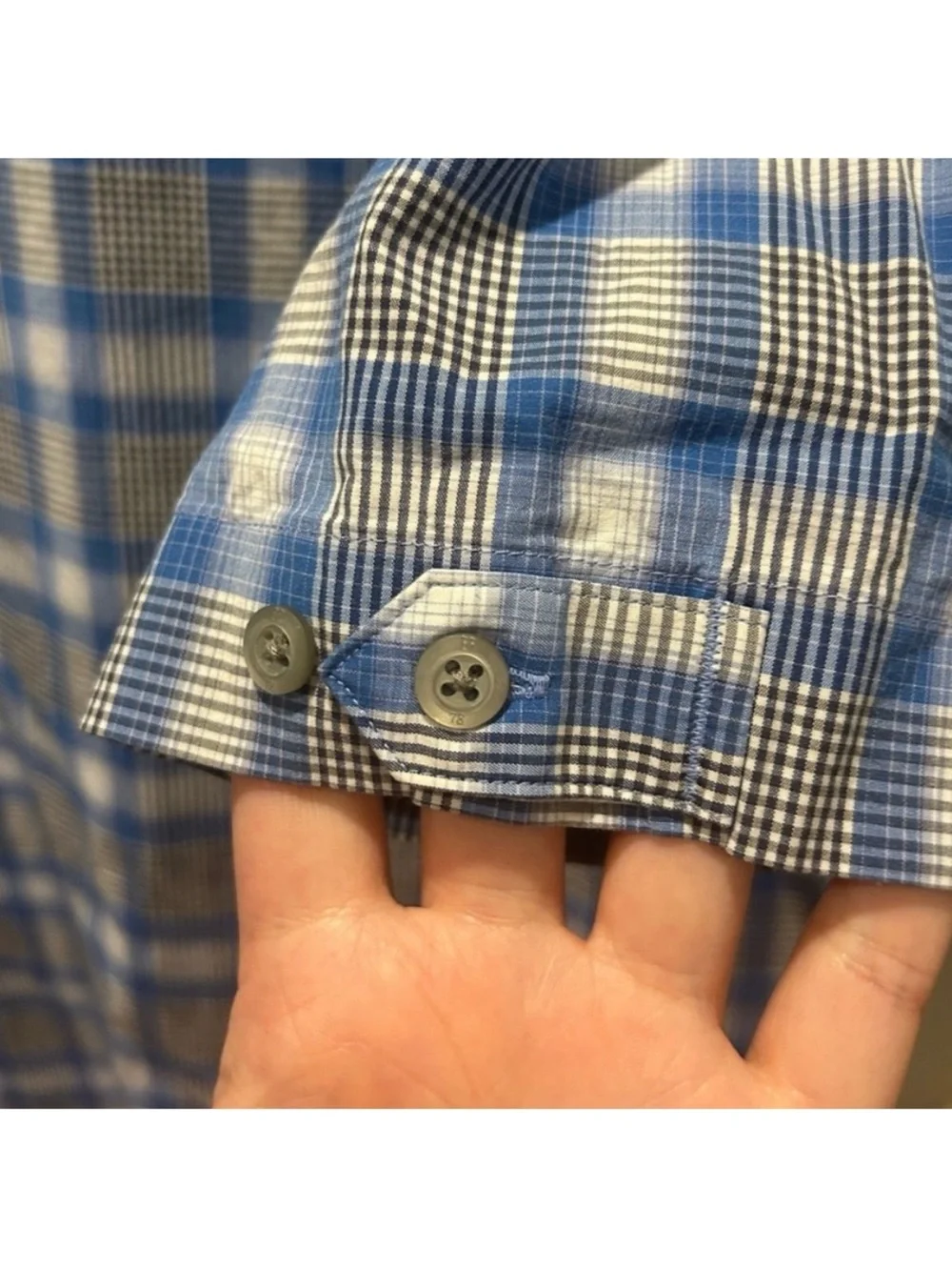 Men’s Banana Republic Short Sleeve Plaid Button up shirt XL